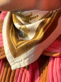 FOULARD FAUVE ROSE